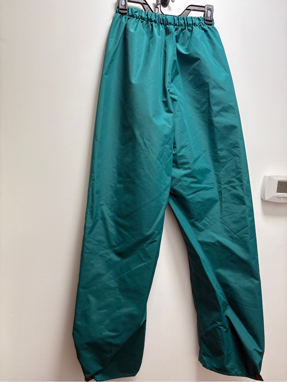 Cabela's women Teal Elastic-Waist Gortex Joggers Fisherman Outdoor Comfort